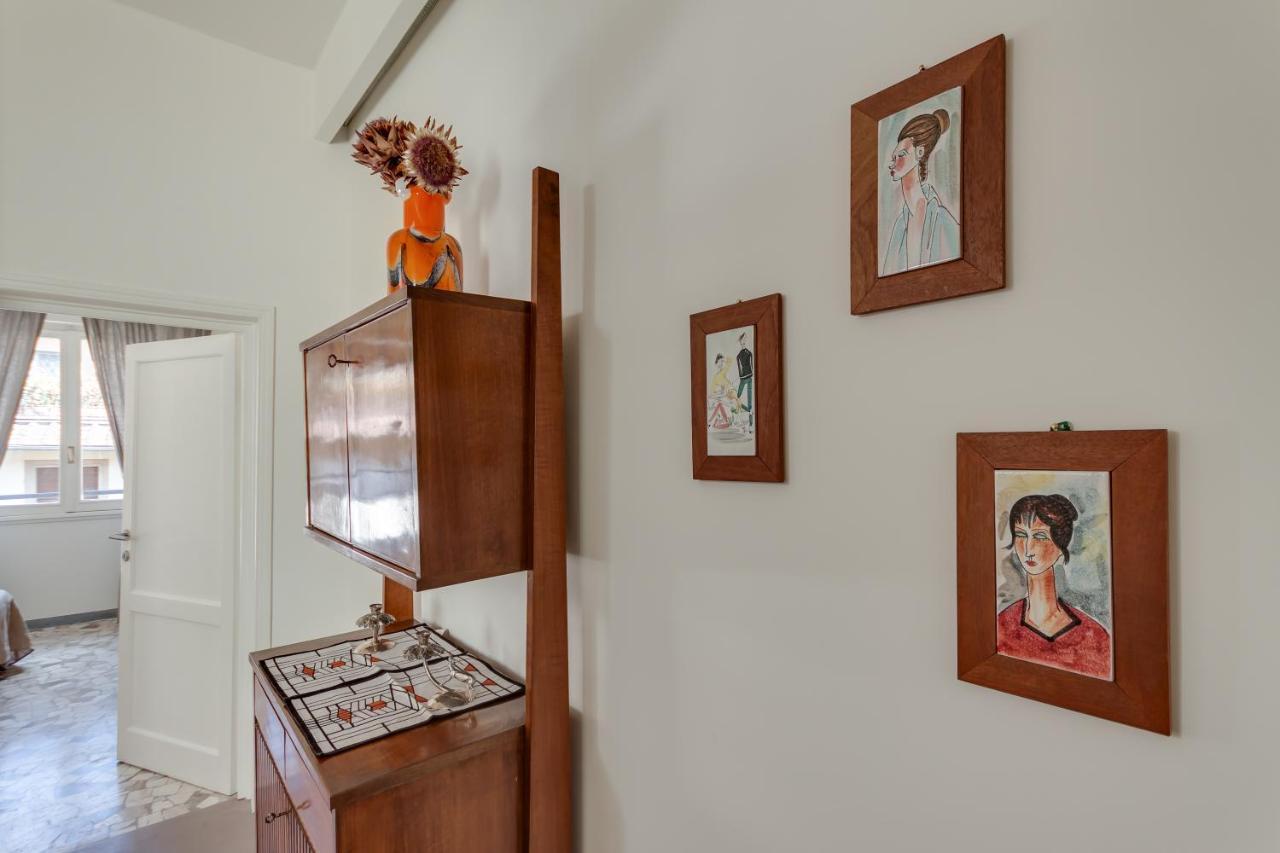 Apartments Florence - Santa Maria Balcony Bagian luar foto