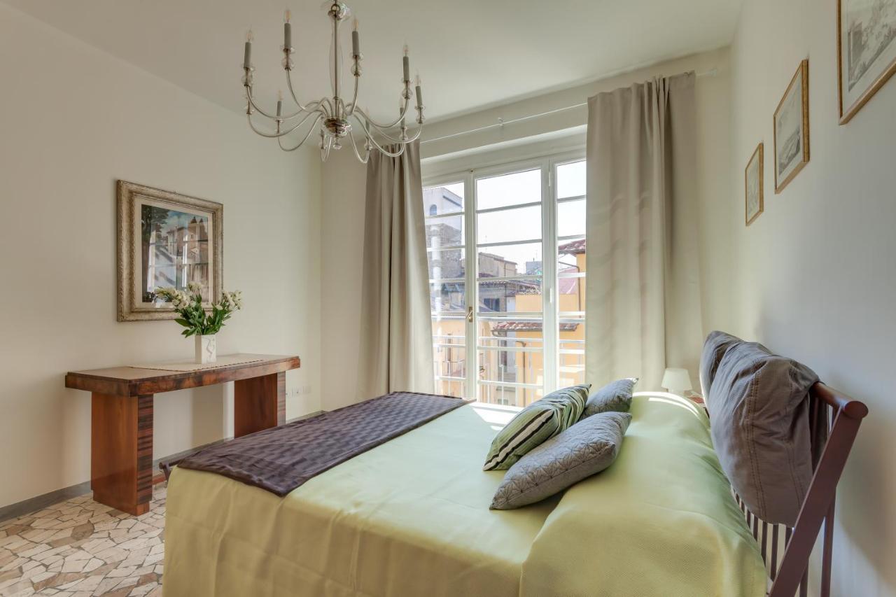 Apartments Florence - Santa Maria Balcony Bagian luar foto