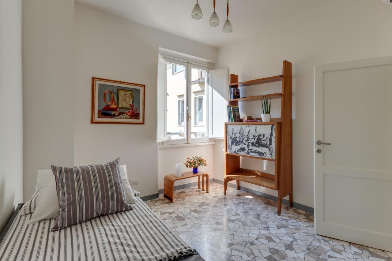 Apartments Florence - Santa Maria Balcony Bagian luar foto